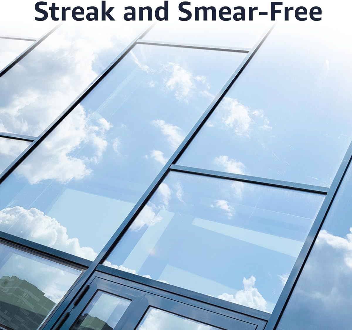 Amazon Basics Glass Cleaner, 32 Fl Oz, Pack of 2 with 1 Sprayer