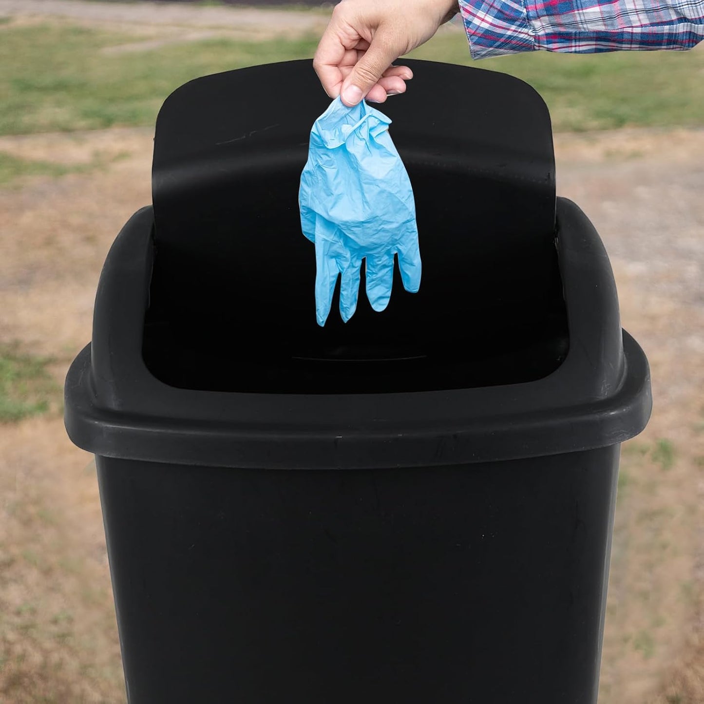 Yuright 40 L / 10 Gallon Swing Lid Trash Bins, 4 Pack Large Plastic Garbage Cans, Black