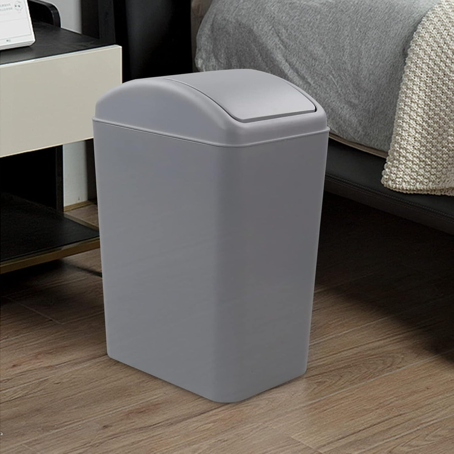 4.2 Gallon Plastic Swing Top Trash Can with Lid, Covered Swing Top Waste Basket, Gray