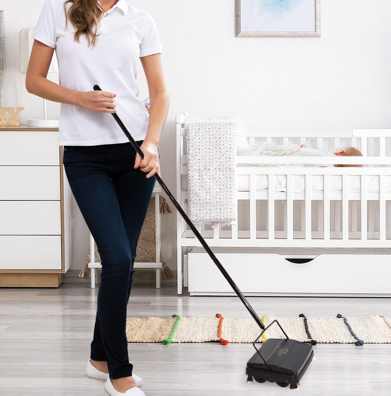 Fuller Brush 17029 Electrostatic Carpet & Floor Sweeper - 9" Cleaning Path - Lightweight - Ideal for Crumby Messes - Works On Carpets & Hard Floor Surfaces - Fresh Mint