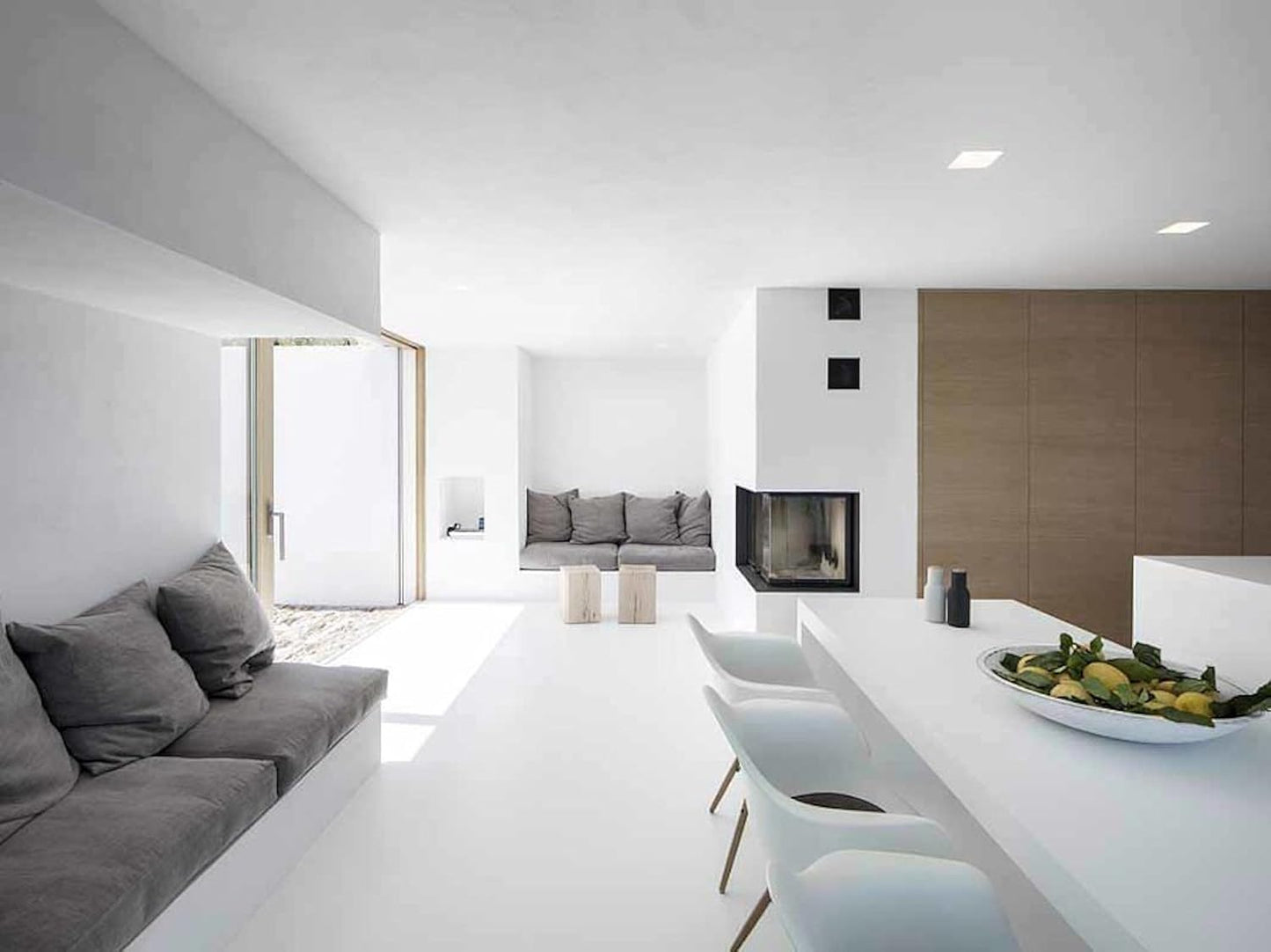 Coloredepoxies 10025 White Epoxy Resin Coating Made with Beautiful and Vibrant Pigments, 100% solids, For Garage Floors, Basements, Concrete and Plywood. 3 Gallon Kit