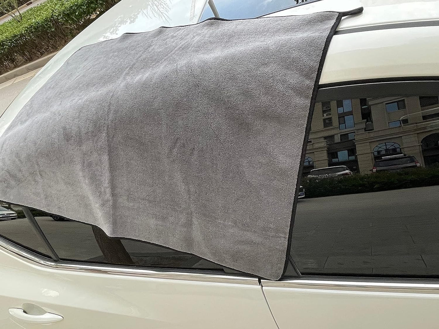 Large Microfiber Drying Towel for Car, Great Thick Soft Plush Towels, 36 x 24inches 800GSM Thickness, Quality, Washable, Absorbency No Scratch Lint Free Drying Towel (36 x 24inches,Grey-Yellow,1pack)