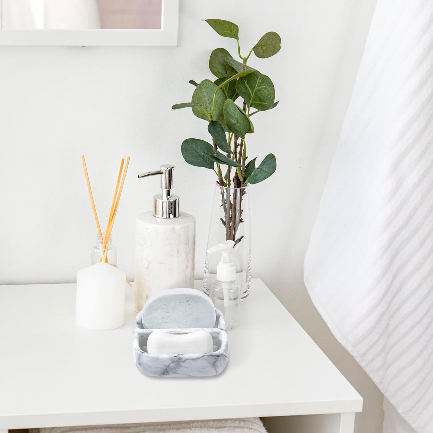 MyGift 5.4 Inch Deluxe Modern White Marble Pattern Resin Double Sponge Holder, Kitchen Sink Countertop Dish Cleaning Sponges or Scrubbing Pads Bowl with 2 Compartments