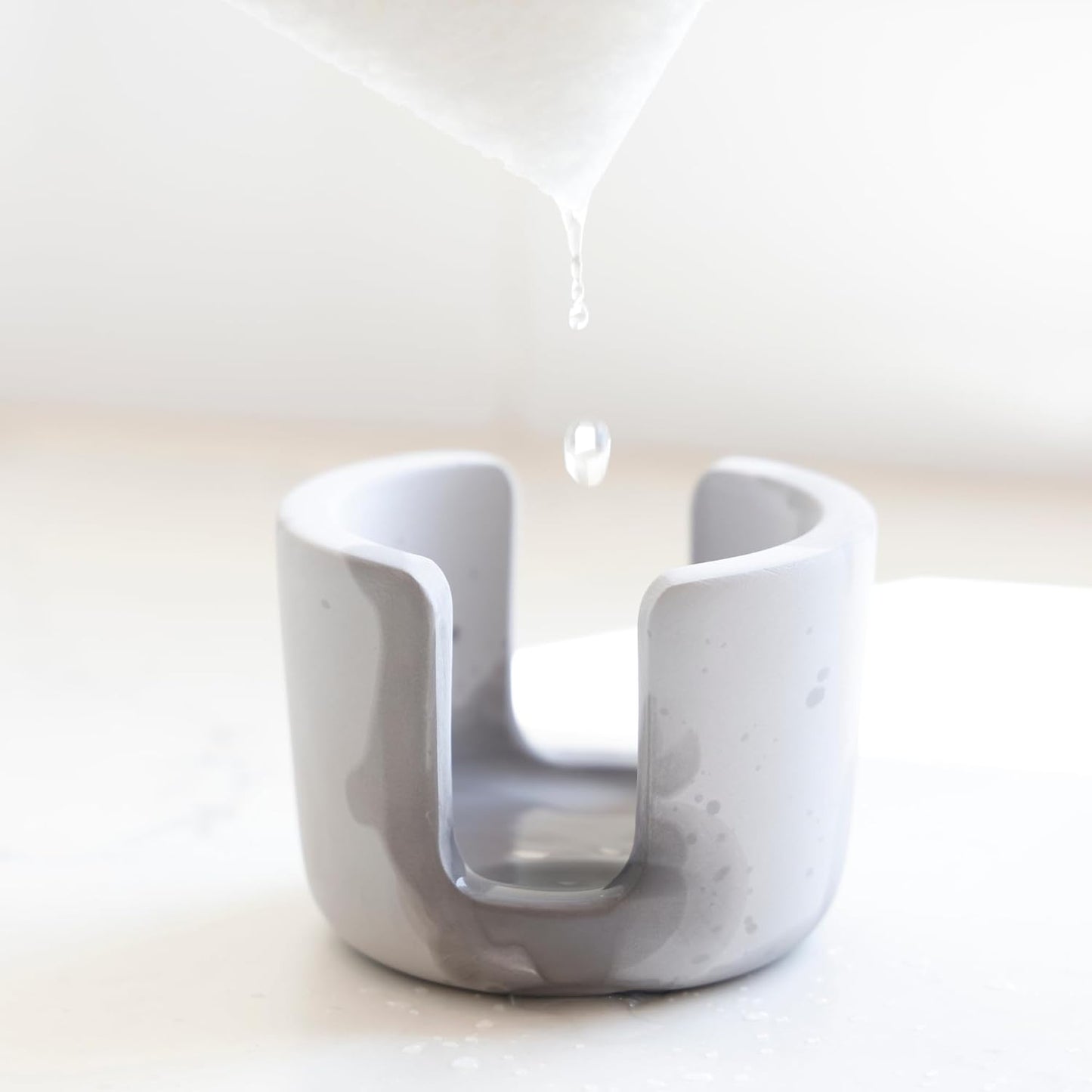 Selegna Diatomaceous Earth Sponge Holder - Drying Rack, Absorbent Stone Kitchen Sink Organizer, Beige (Small)