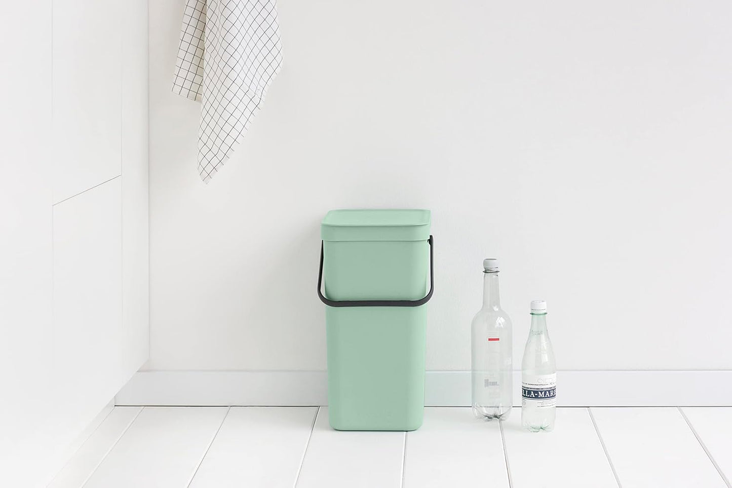 Brabantia Sort & Go Kitchen Recycling Can (4.2 Gal/Jade Green) Stackable Waste Organiser with Handle & Removable Lid, Easy Clean, Fixtures Included for Wall/Cupboard Mounting