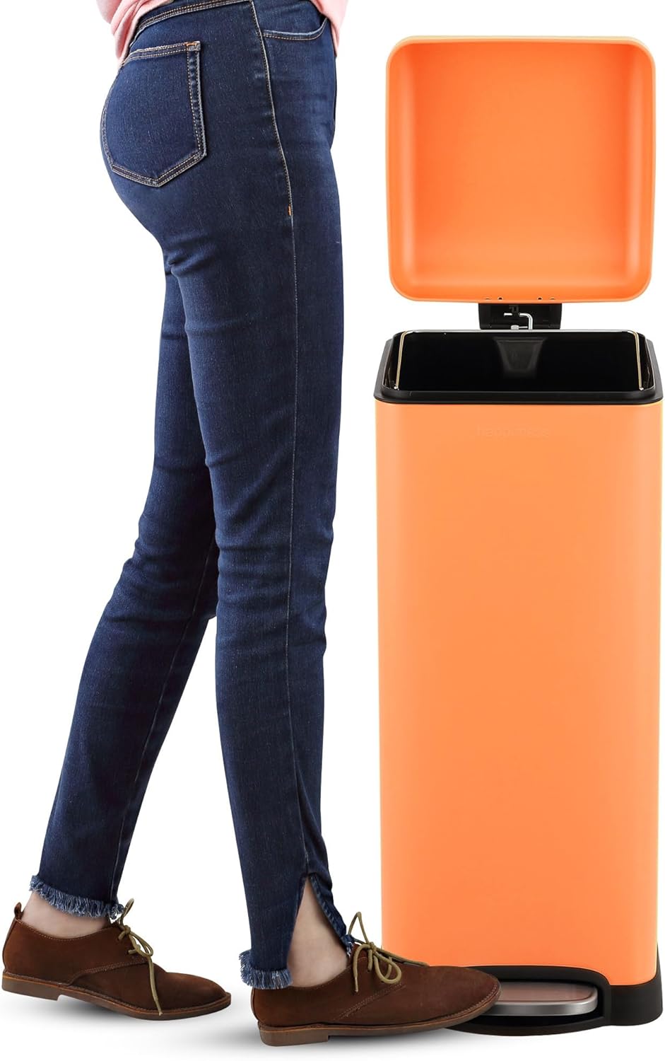 happimess HPM1007G Betty Retro 8-Gallon Step-Open Trash Can, Fingerprint Resistant, Modern, Minimalistic for Home, Kitchen, Laundry Room, Office, Bedroom, Bathroom, Carrot Cake