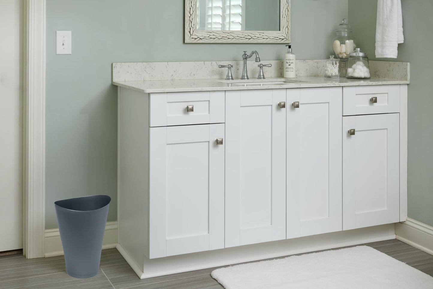 Rubbermaid Spa Works Vanity Wastebasket, Home/Bathroom/Office Use, Small 2.25 Gallon, Plastic