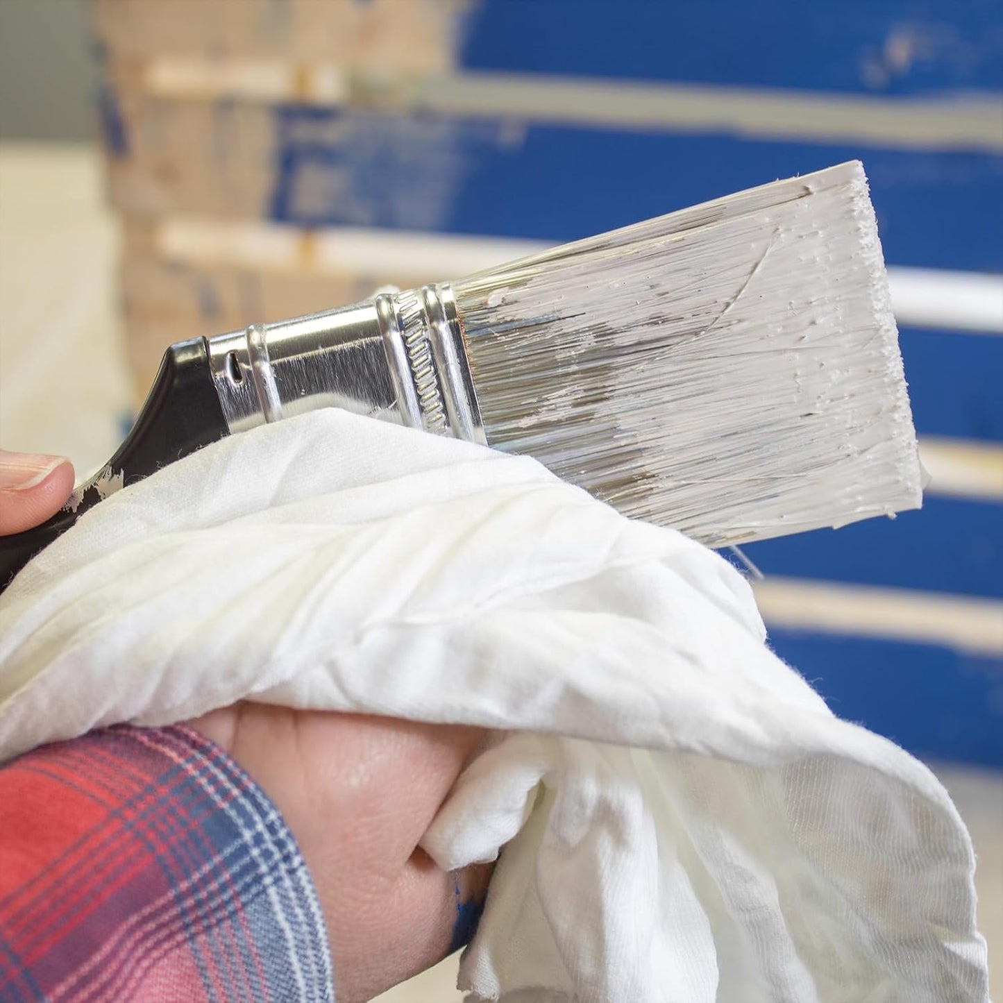 Premium White T-Shirt Cleaning Rags (25 lbs. Bag of Rags) – White Cotton Rag for Cleaning, Staining, Painting, Oil, Grease & Dust Removal – Shop Rags Bulk