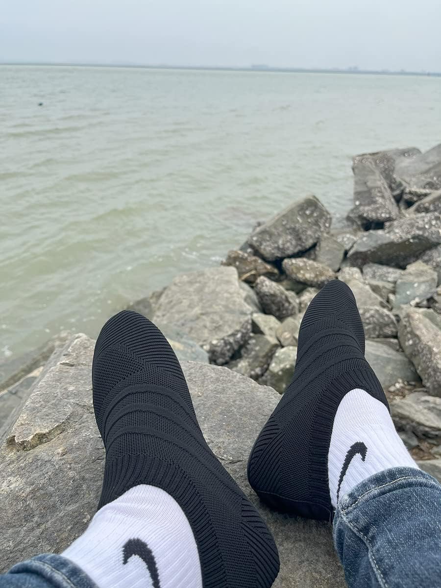 QZKDM Lightweight Slip on Grip Indoor House Slippers Barefoot Non Slip Home Exercise Yoga Shoes for Men Women