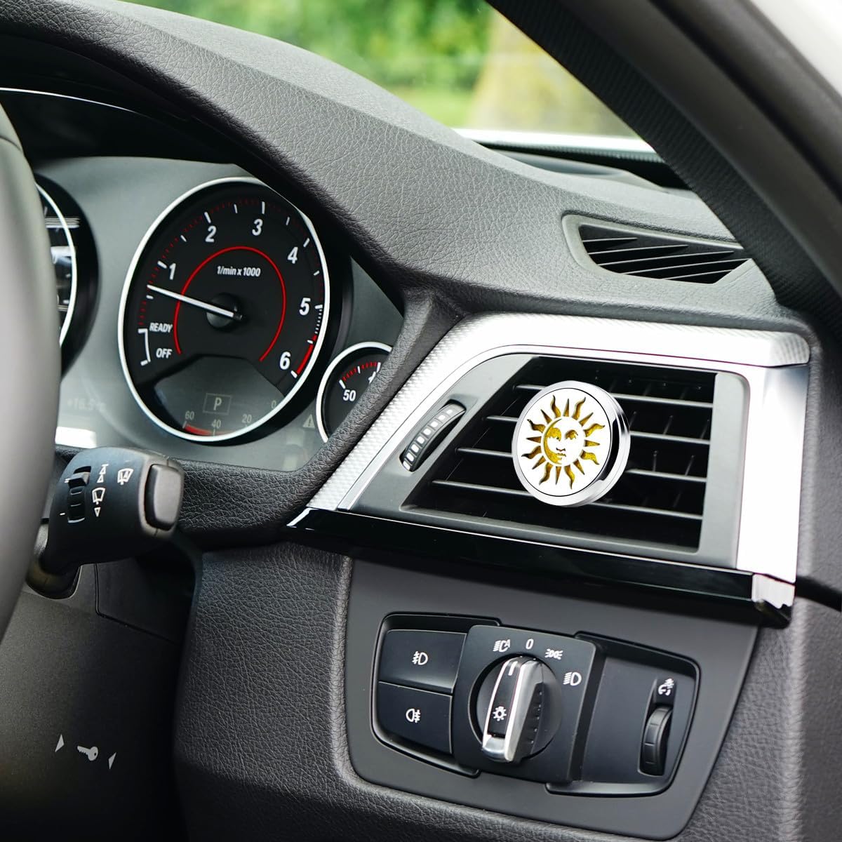 Sun Face Car Diffuser Vent Clip Aromatherapy Essential Oil Car Diffuser Vent Clips Air Freshener Car Accessories Mother's Birthday Gifts