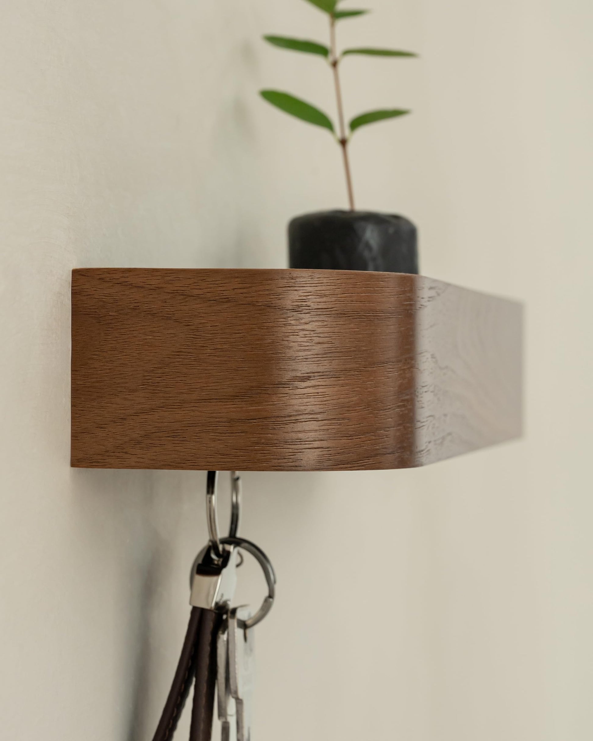 Kazai. Key Holder 'Toke' | Minimalist Key Hook Design from Berlin | Modern Key Holder Wall Mount