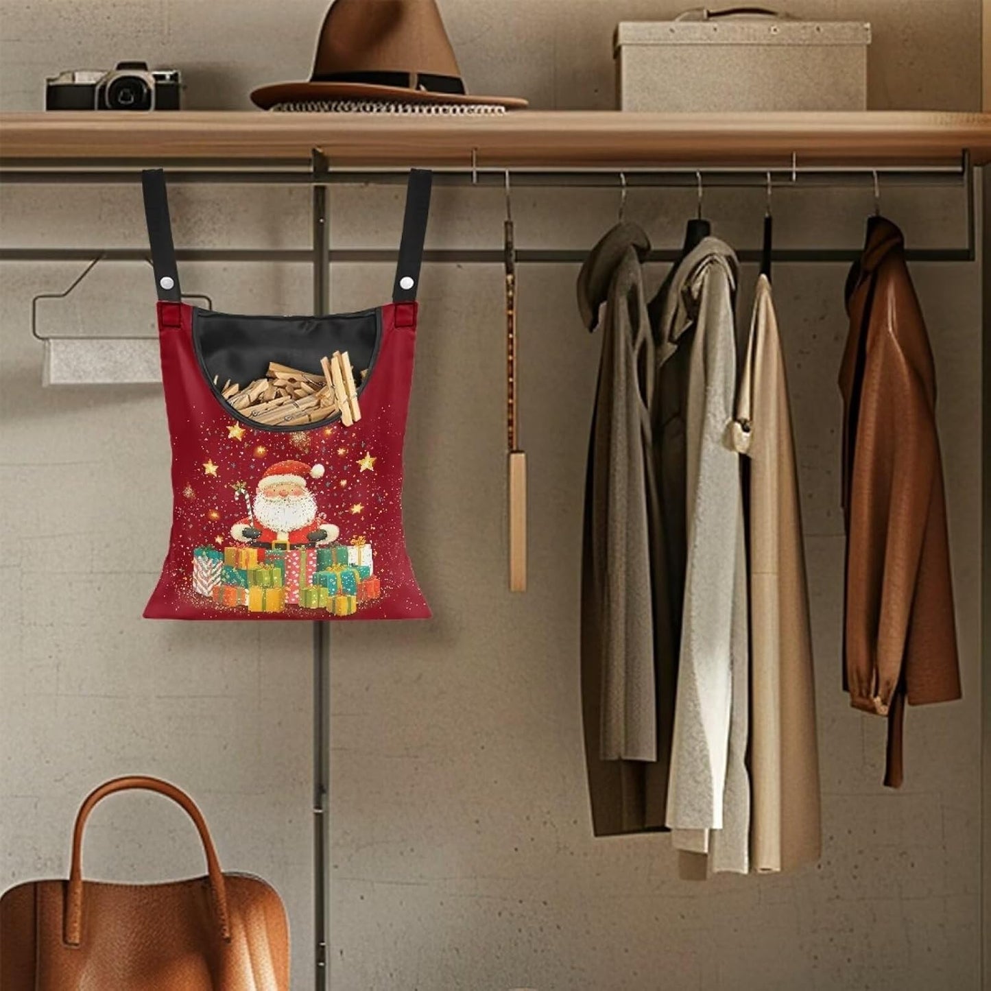 Christmas Santa Claus Clothespin Organizer Bag Shell Beach Clothespin Bags with Hanging Hook Waterproof Clothes Pin Storage Organizer with Large Opening Clothespin Bag