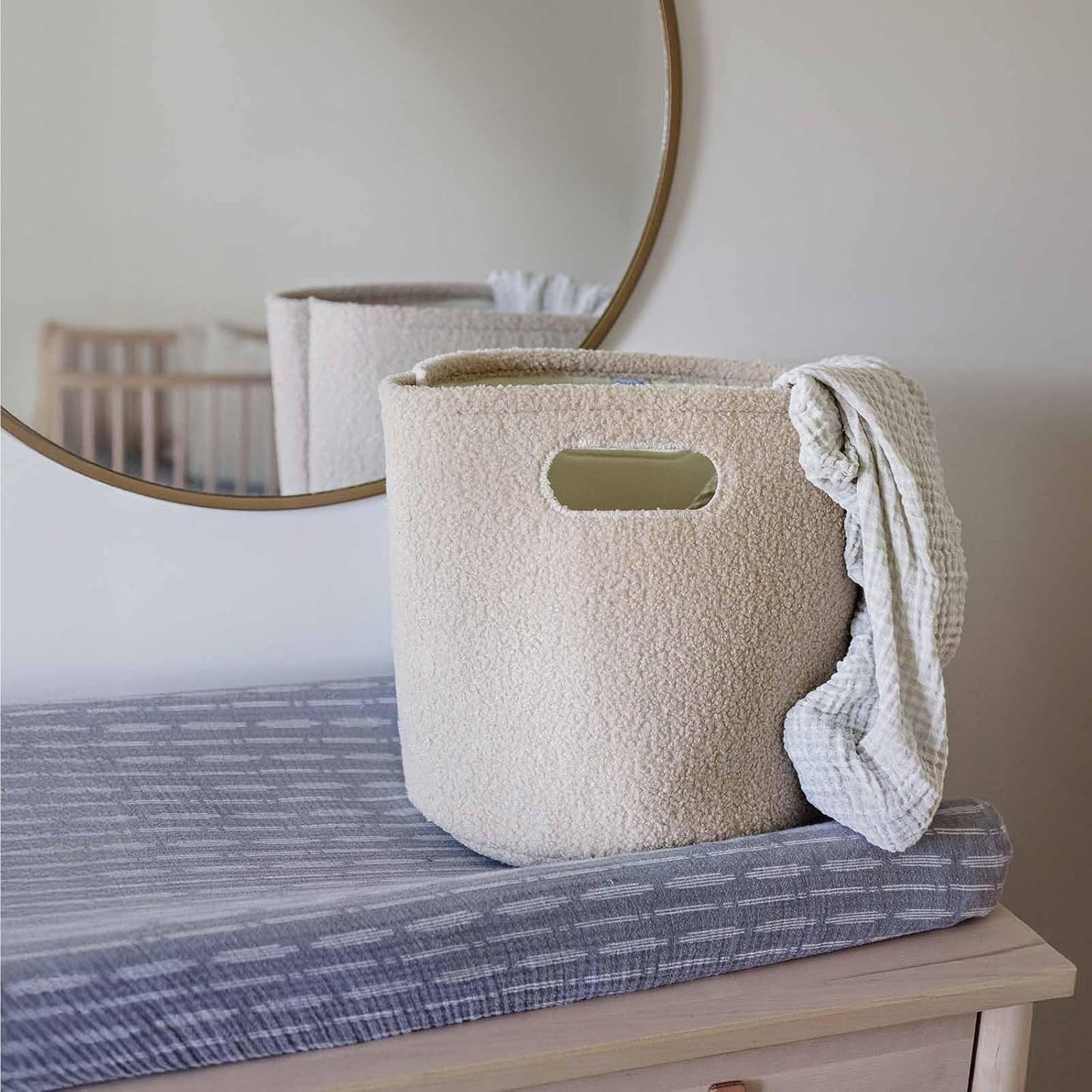 PUTSKA Basket – Round Storage for Toys and Clothes, Stuffed Animals – Soft Baby Girl Basket for Nursery, Kids Room, Bedroom, Living Room – Regular, Cream