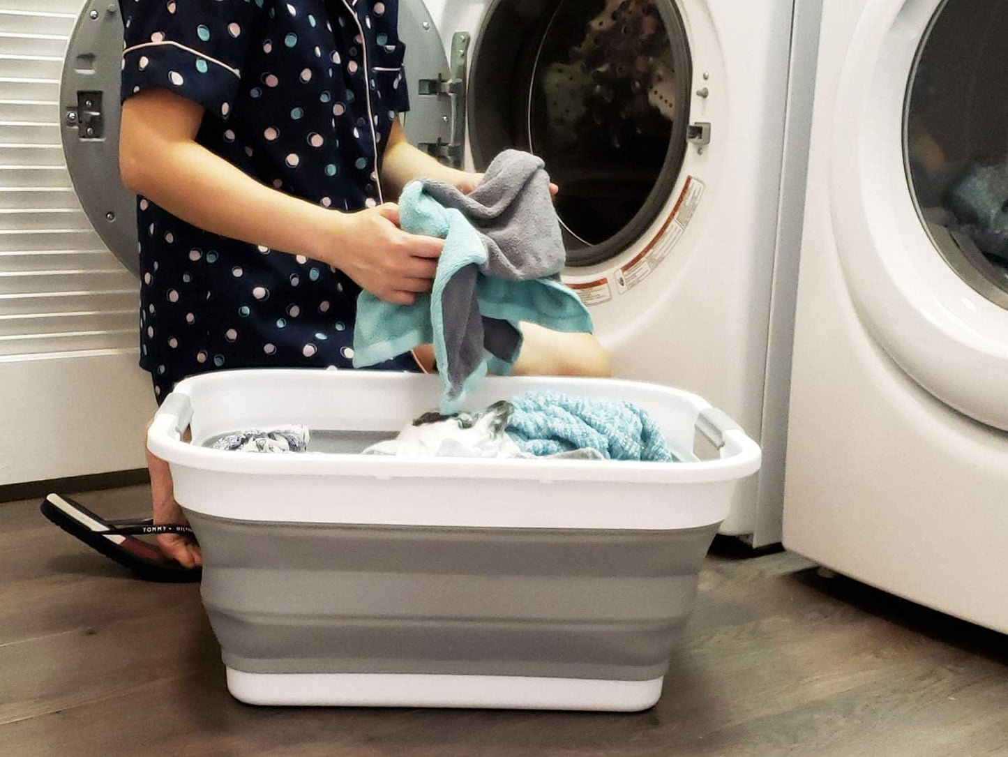 SAMMART 41L (10.8 gallon) Collapsible Plastic Laundry Basket-Foldable Pop Up Storage