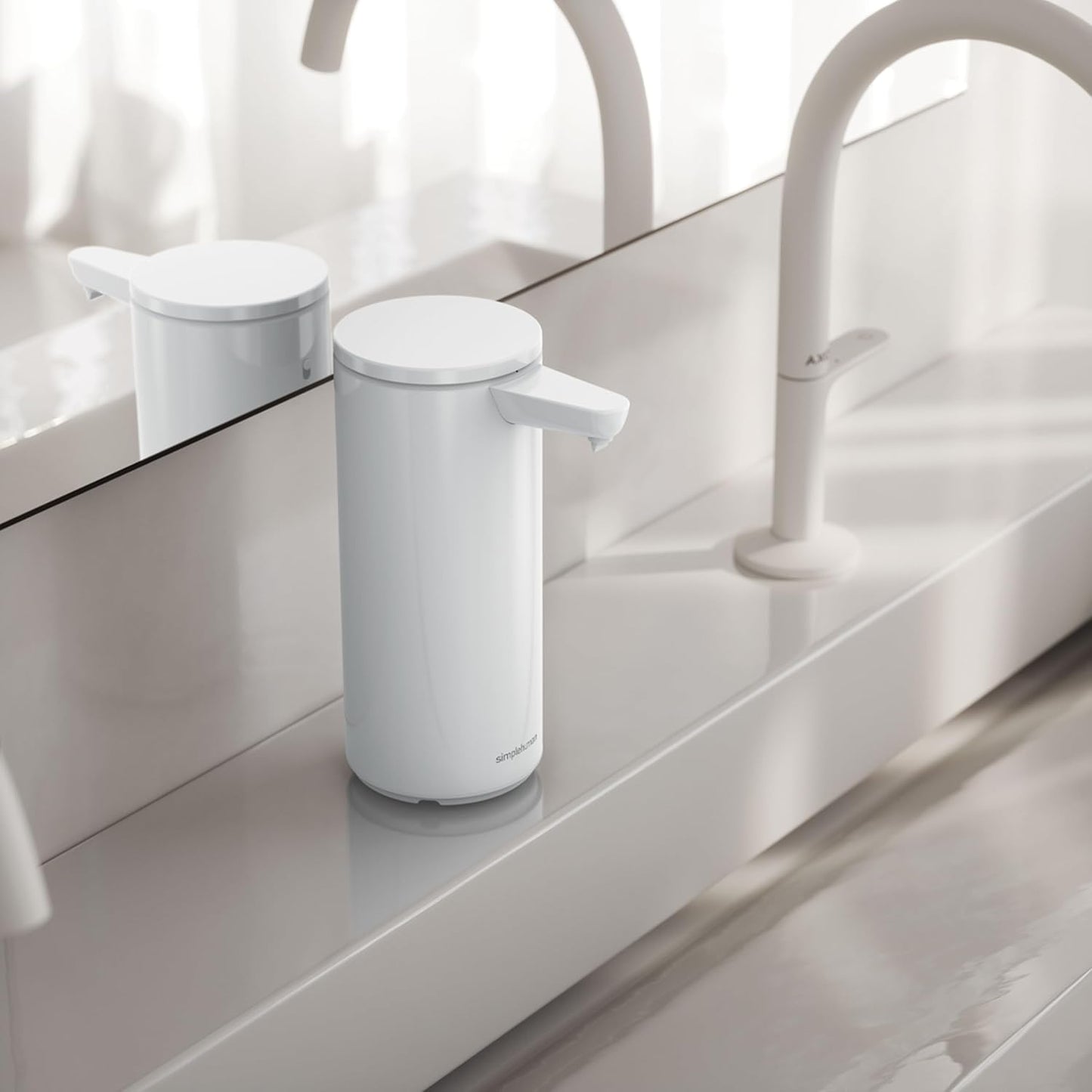 simplehuman 9 oz. Touch-Free Automatic Rechargeable Sensor Pump, White Stainless Steel, New