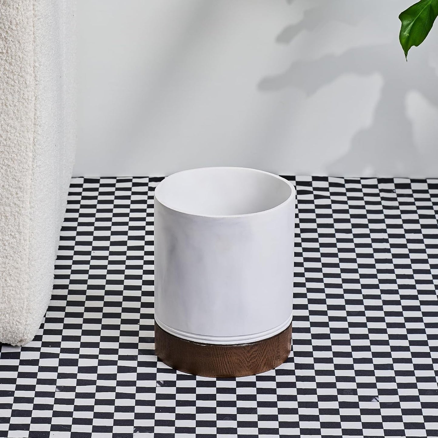 Polytree White Marble and Brown Wood Round Wastebasket, Resin Small Round Bathroom Trash Can 2.5 Gal(9 Liter) Small Kitchen Garbage Can,Living Room Bedroom Trash Can, Decor Wastebasket for Home Office