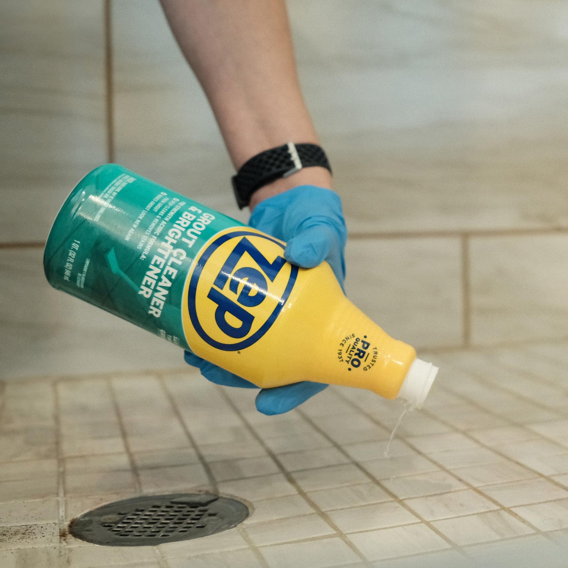 Zep Industrial Grout Cleaner and Brightener - 32 oz (Pack of 4) ZU104632 - Deep Cleaning Pro Formula