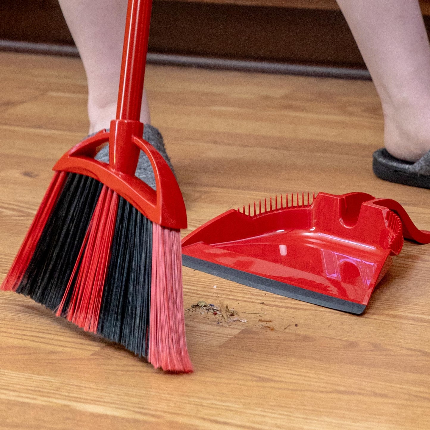 O-Cedar One Sweep Broom & Step-On Dustpan Set | Patented Wave Bristles Remove Over 99% of Dirt in