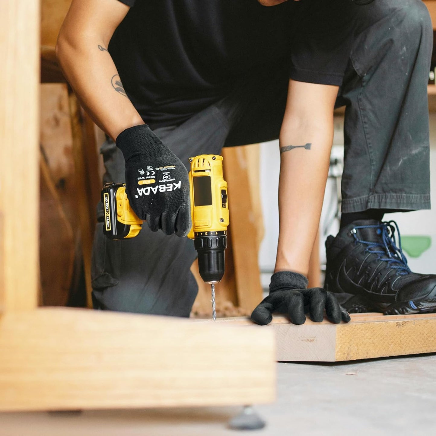 Kebada W1 Work Gloves for Men and Women, PU Coated Safety Gloves with Grip, Touchscreen, Ideal for Warehouse Package Handling, Construction, Gardening, Black Small