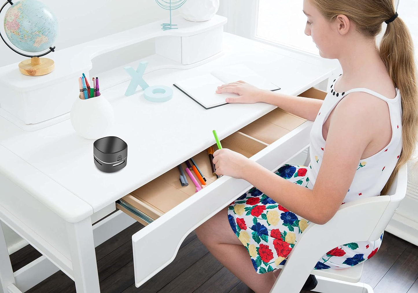 ODISTAR Desktop Vacuum Cleaner, Mini Table dust Sweeper Energy Saving,High Endurance up to 400 mins,360º Rotatable Design for Keyboard/Home/School/Office (Black)