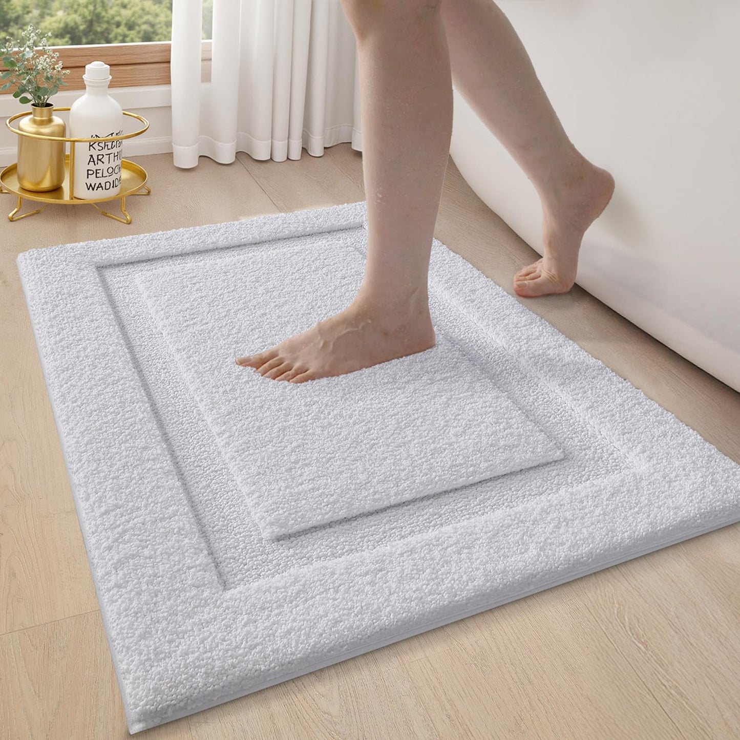 LUMI Ultra Soft Bathroom Rugs Absorbent, Non Slip Bath Mat 24x36, White