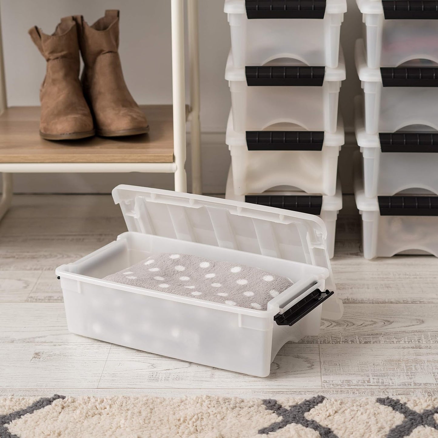 IRIS USA 6 Qt Stackable Plastic Storage Bins with Lids, 10 Pack - BPA-Free, Made in USA - Discreet Organizing Solution, Latches, Durable Nestable Containers, Secure Pull Handle - Pearl