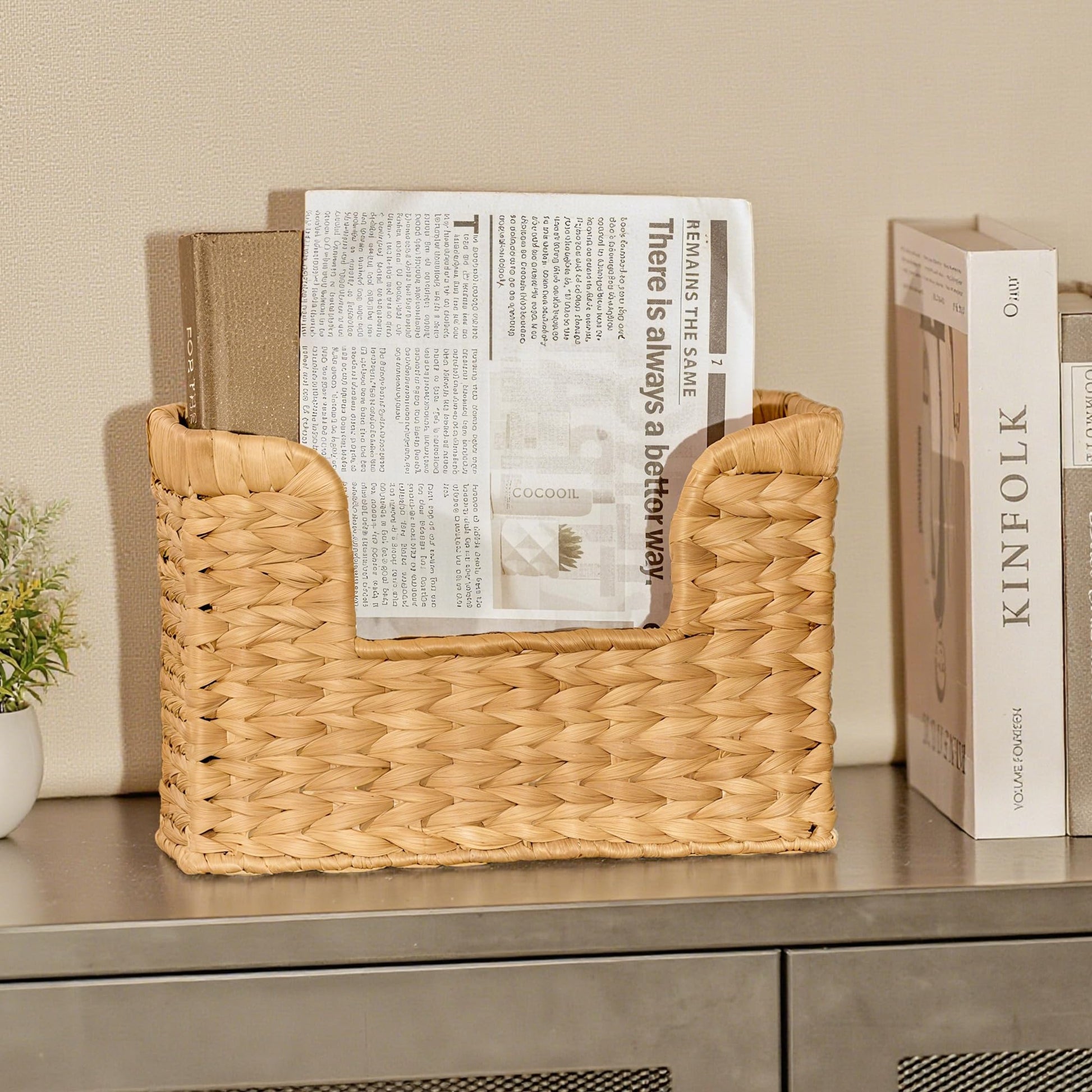 Magazine Holder Wall Basket Water Hyacinth Woven Mail Organizer, Wicker Wall Hanging Baskets for