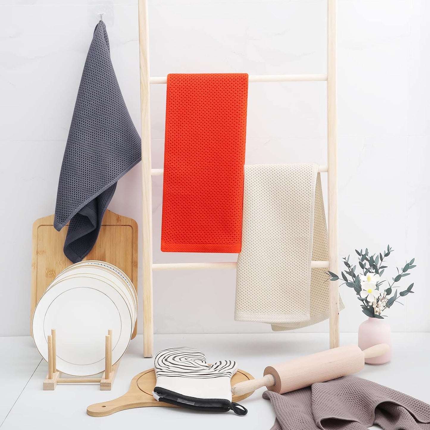 Homaxy 100% Cotton Waffle Weave Kitchen Dish Towels, Ultra Soft Absorbent Quick Drying Cleaning Towel, 13 x 28 Inches, 4-Pack, Multicolor