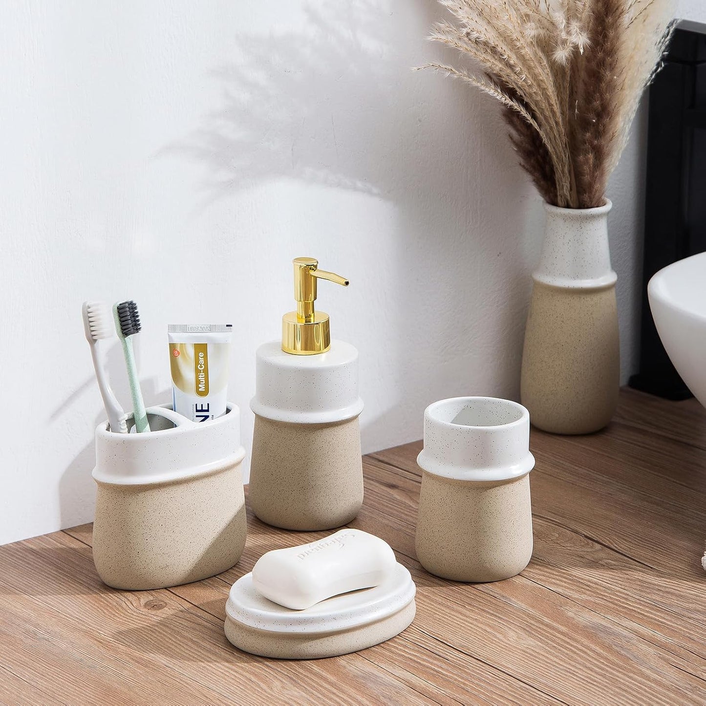 Beige Ceramic Soap Dispenser for Kitchen, Refillable Hand Dispenser with Rust Proof Stainless Steel Pump, 12Oz Lotion Dispenser Bathroom for Dish Soap, Hand soap.