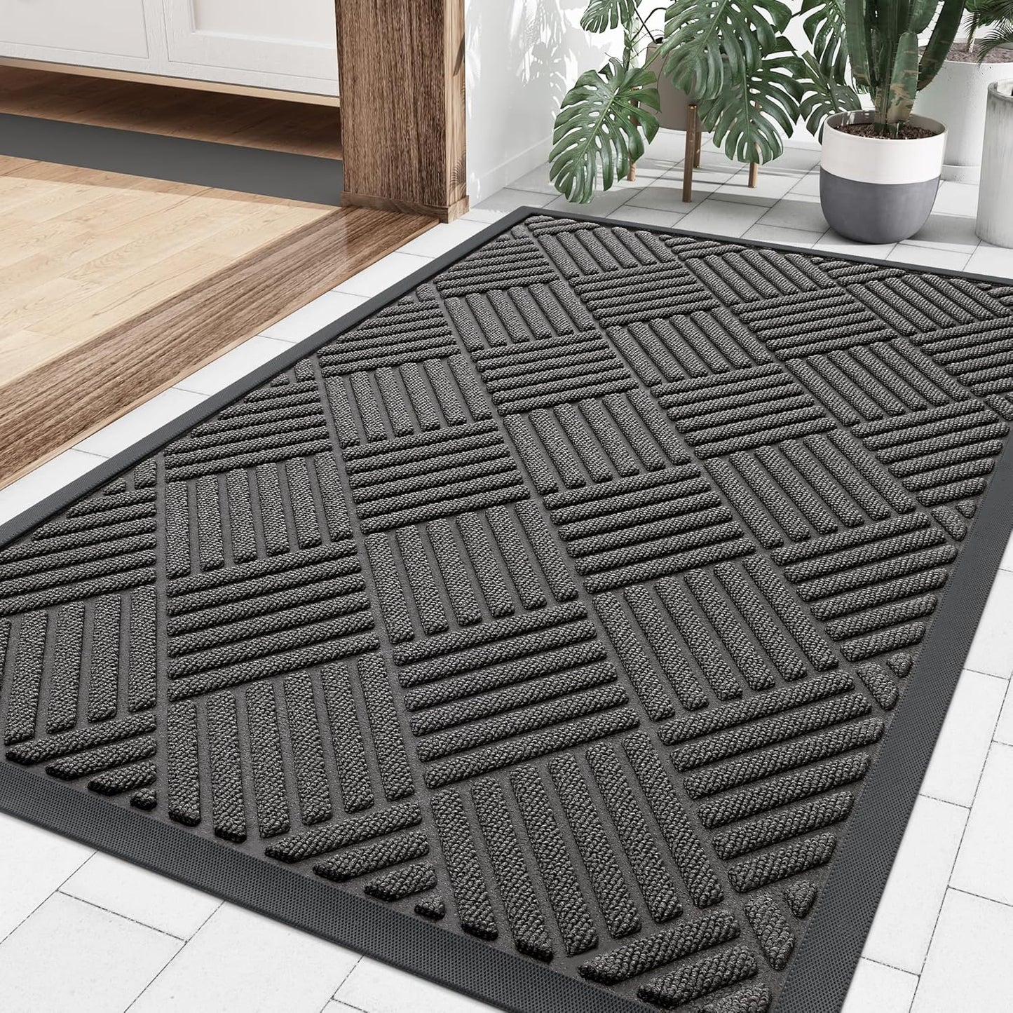 Smiry Front Door Mat Outside Entrance, Heavy Duty Outdoor Indoor Natural Rubber Doormat, Non Slip, Trap Dirt and Moisture, Easy Clean, Low Profile Patio Porch Entryway Mat, 35x23, Grey