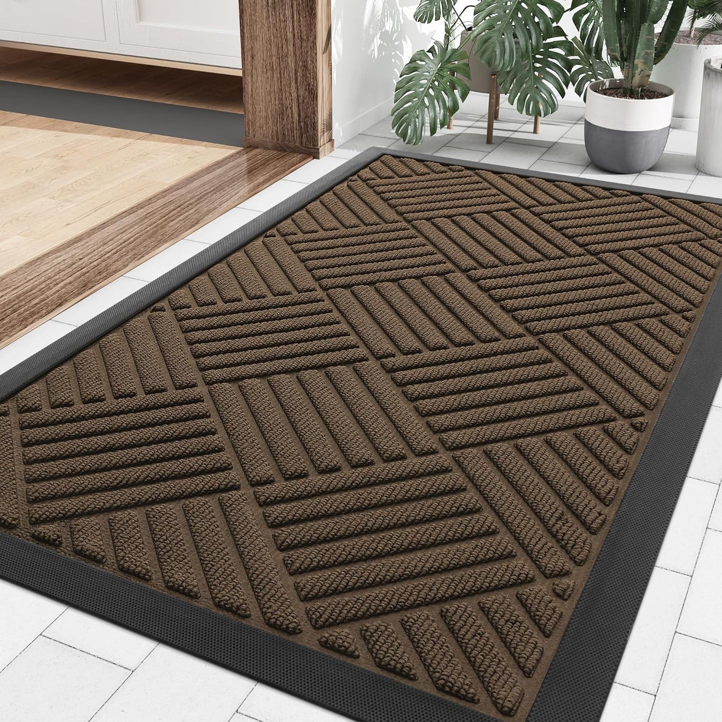 Smiry Front Door Mat Outside Entrance, Heavy Duty Outdoor Indoor Mat, Natural Rubber Doormat, Non Slip, Trap Dirt and Moisture, Easy Clean, Low Profile Patio Porch Entryway Mat, 29.5x17, Mix Brown