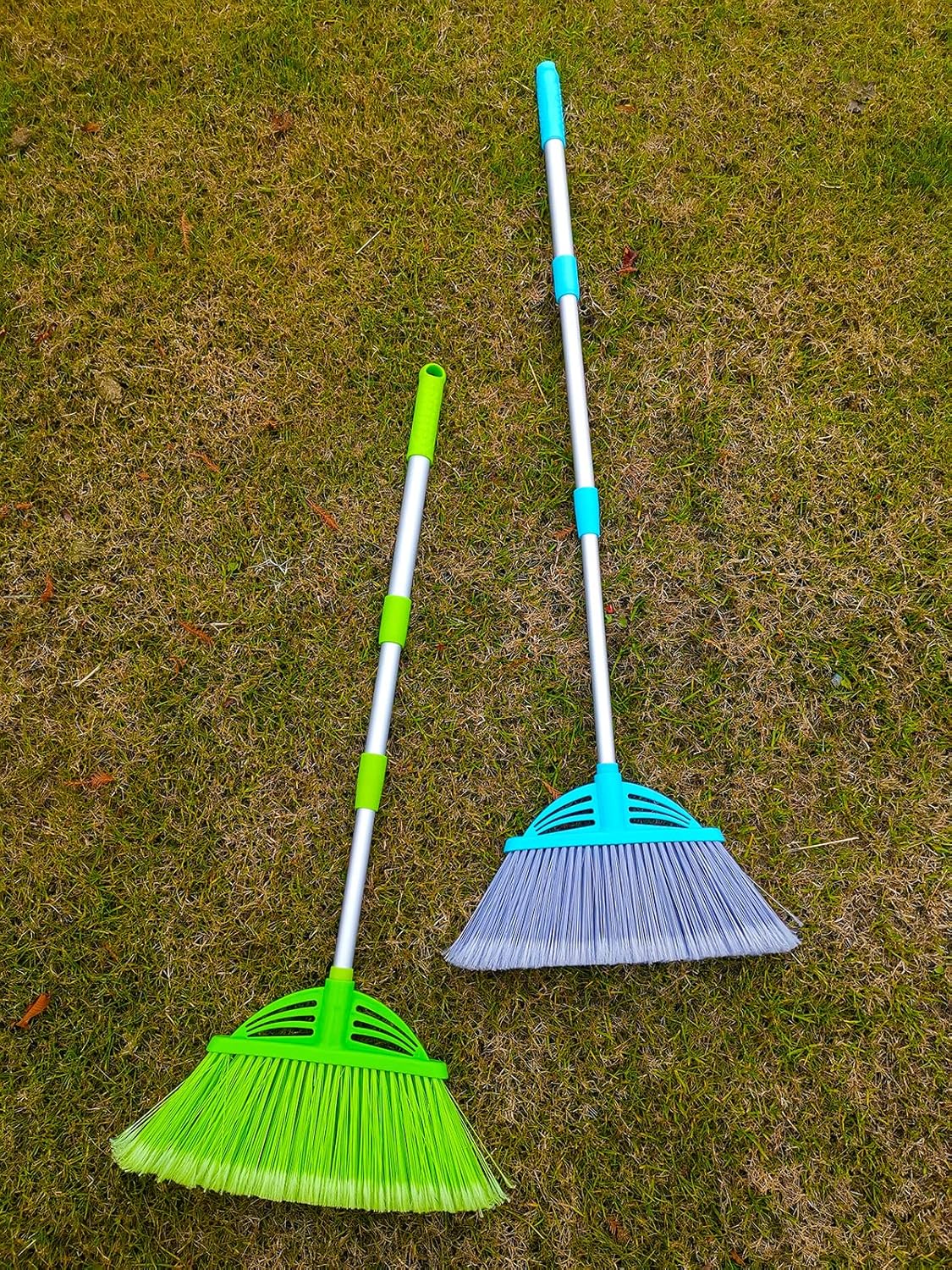 Three-Section Telescopic Aluminum Alloy Rod Long-Handled Broom (Light Blue)
