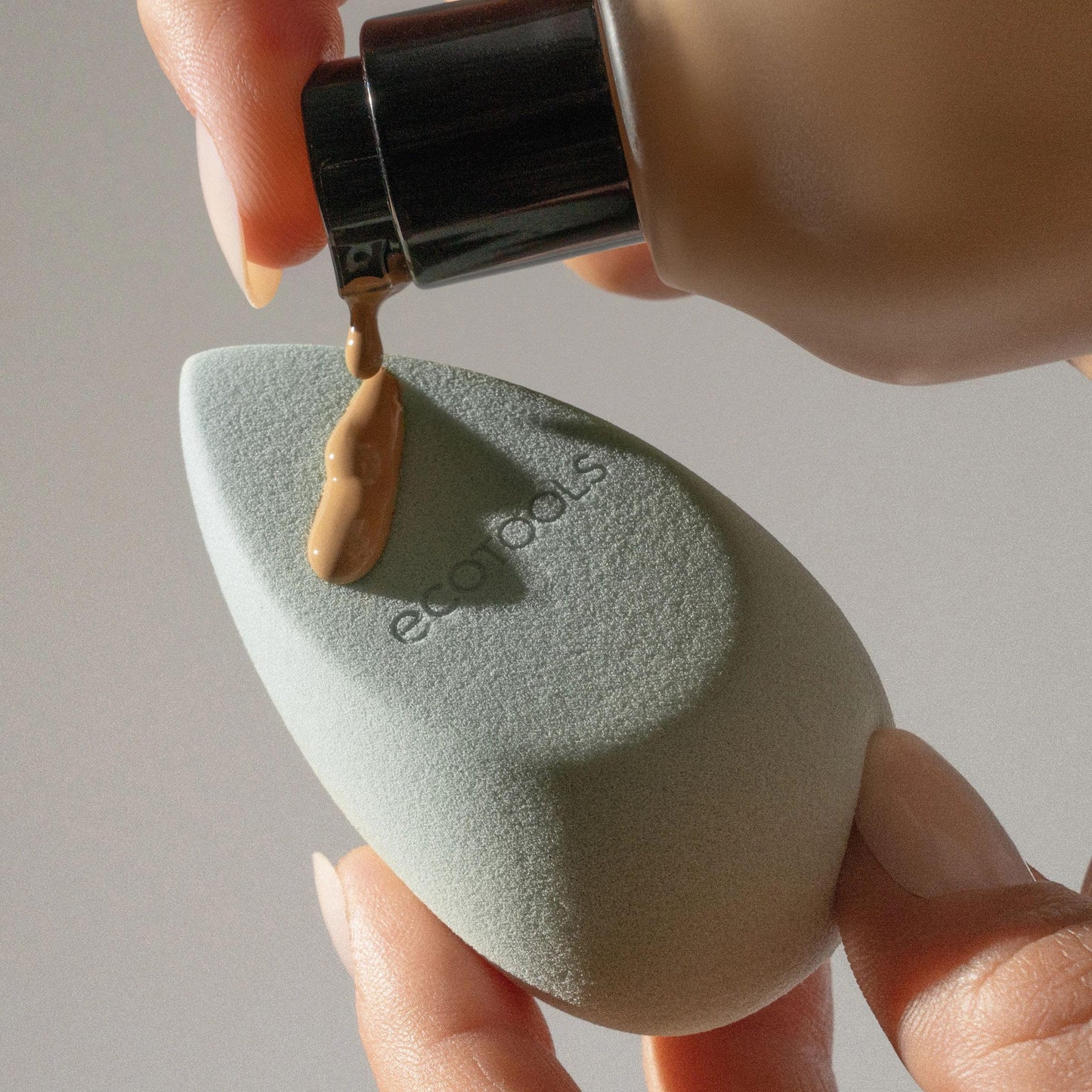 EcoTools Blurring Blender Makeup Sponge Duo, Makeup Blender Sponge